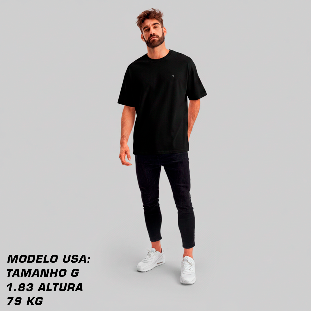 Oversized Preta - Suedine